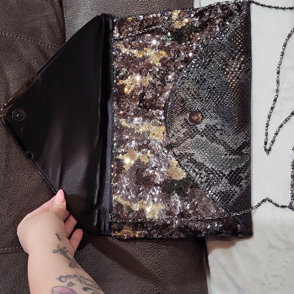 Big Buddha Clutch Bag - Picture 5 of 16